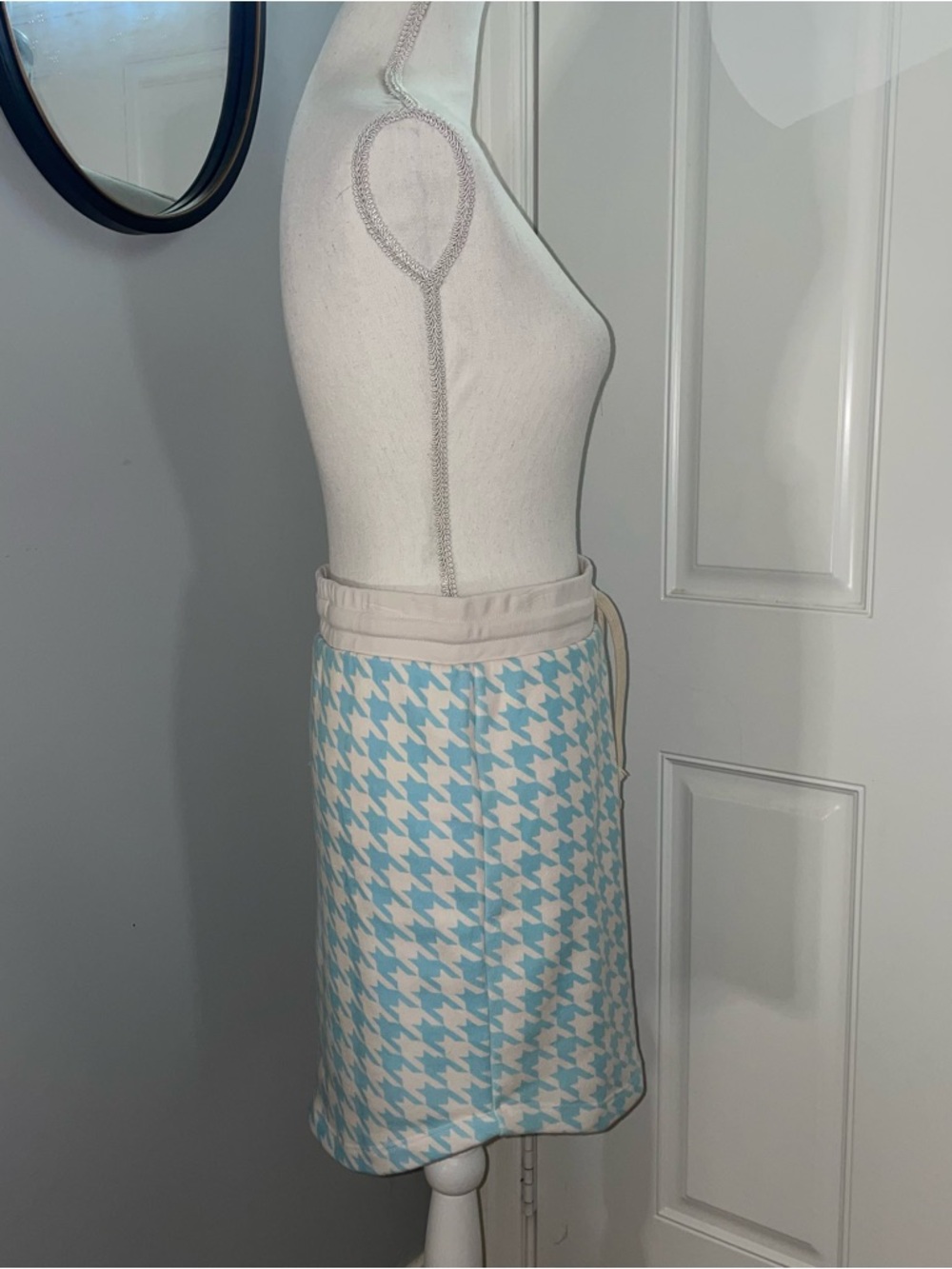 Sol Angeles Houndstooth Scallop Knit Drawstring Skirt - Picture 13 of 15